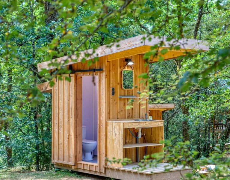 sanitaire-individuel-camping-perigord